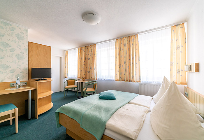 Zimmer in Schwerin in der Pension Hotel am Theater in Schwerin Zimmer in Schwerin in der Pension Hotel am Theater in Schwerin